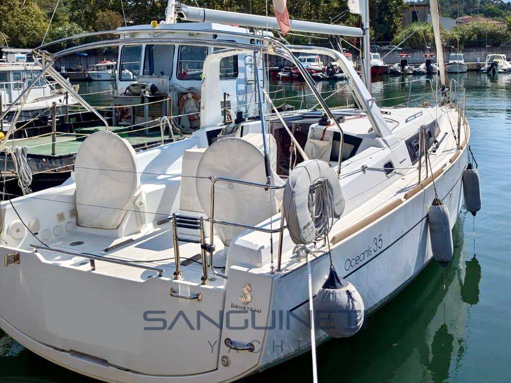 Beneteau Oceanis 35