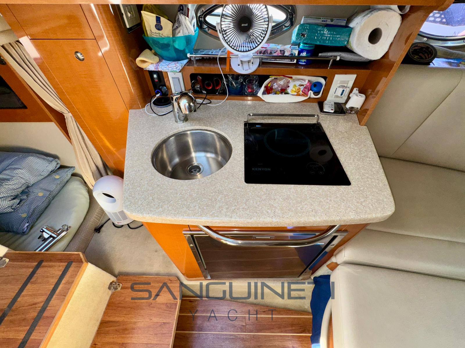 Chaparral Signature 270