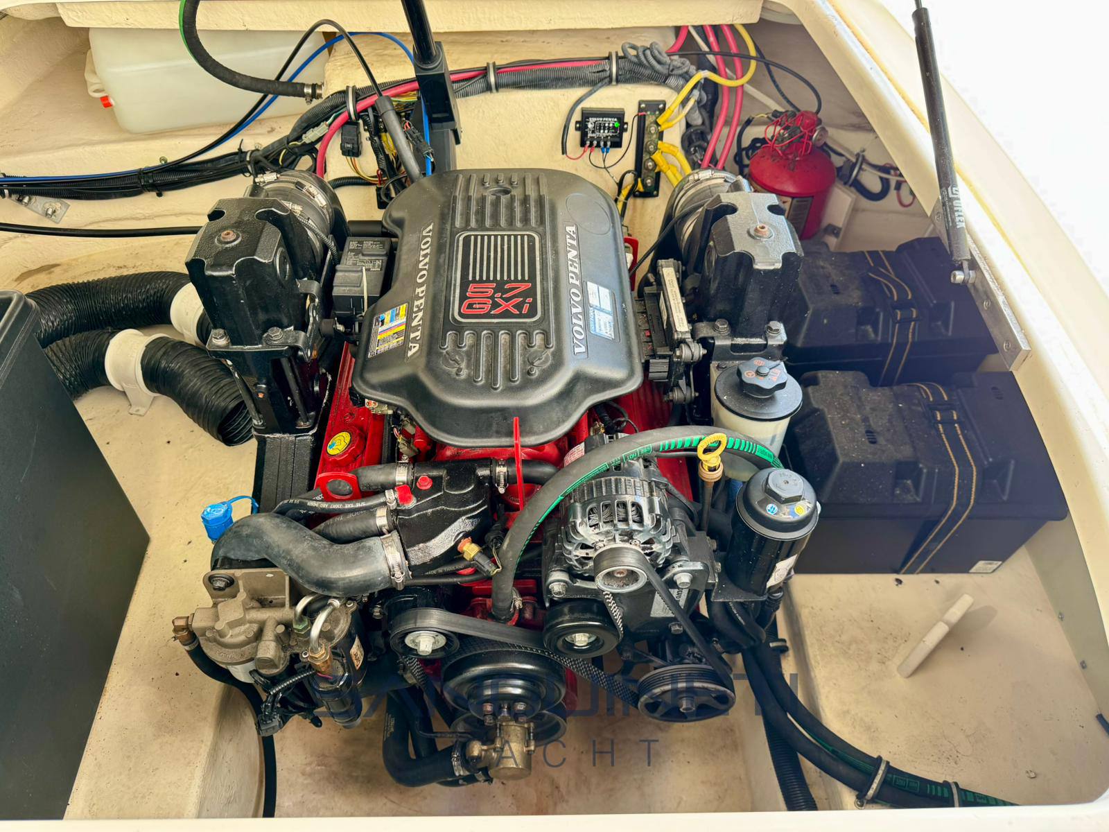 Chaparral Signature 270