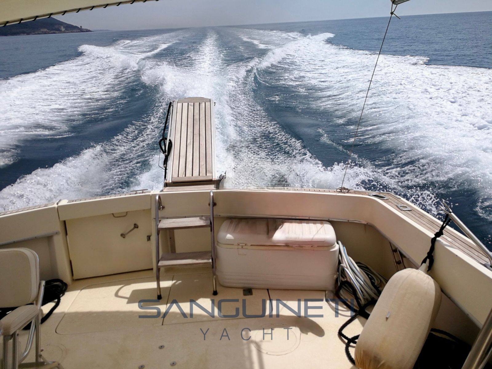 Hatteras 45 convertible