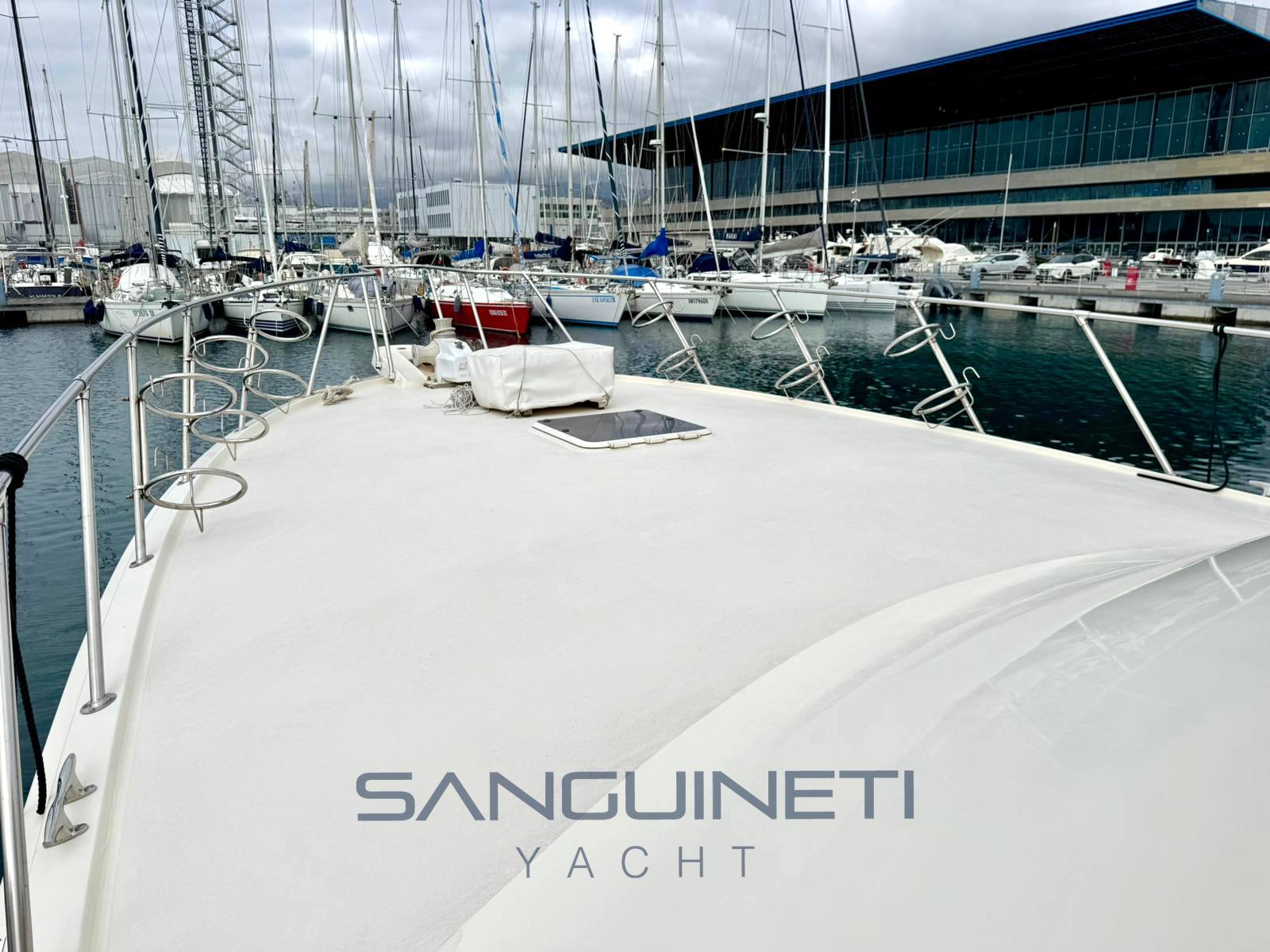 Hatteras 50 convertible