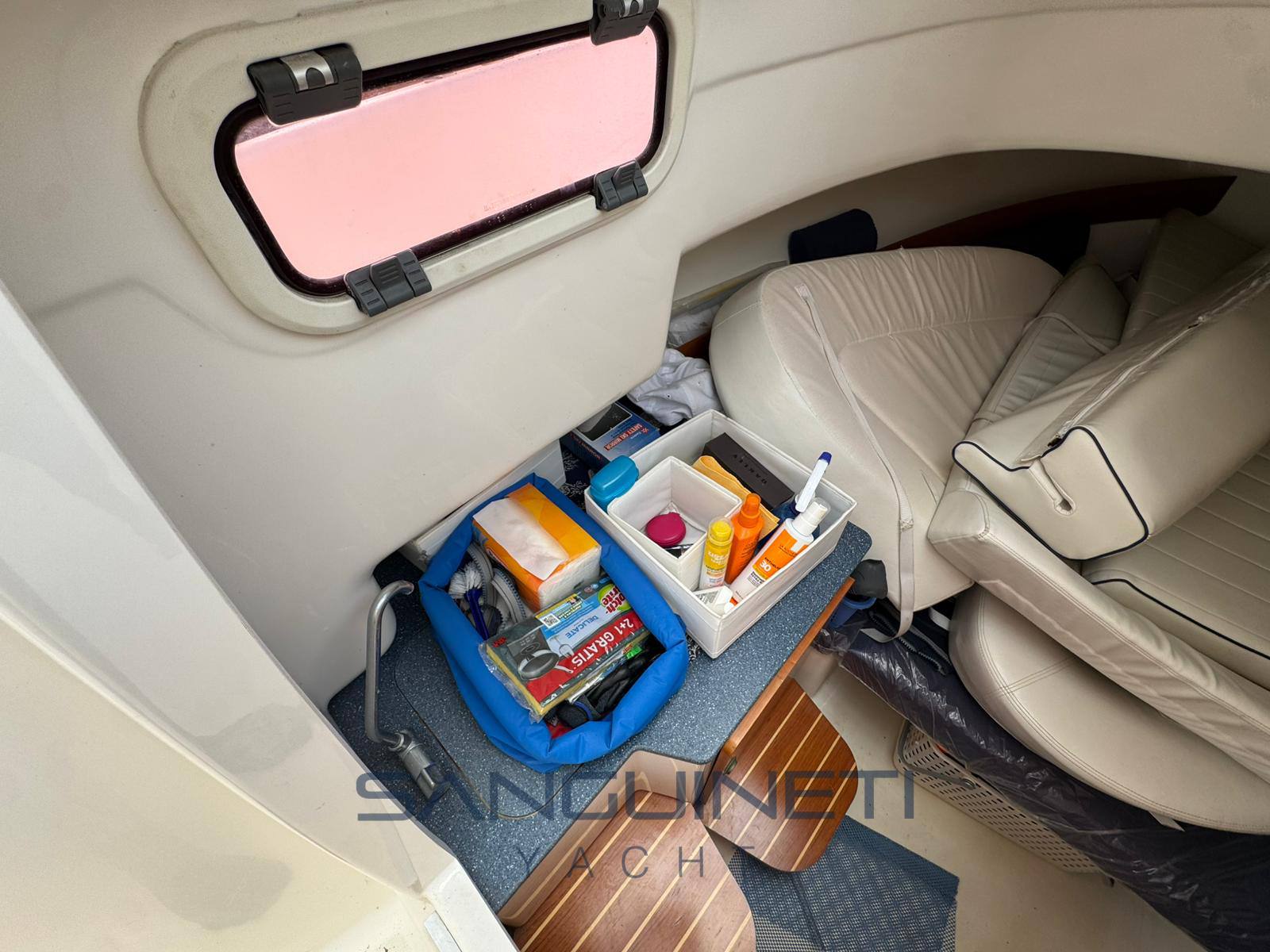 Kelt White shark 248