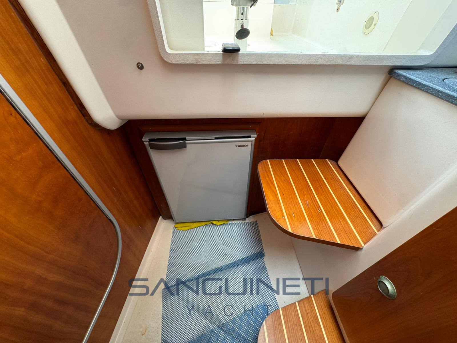 Kelt White shark 248