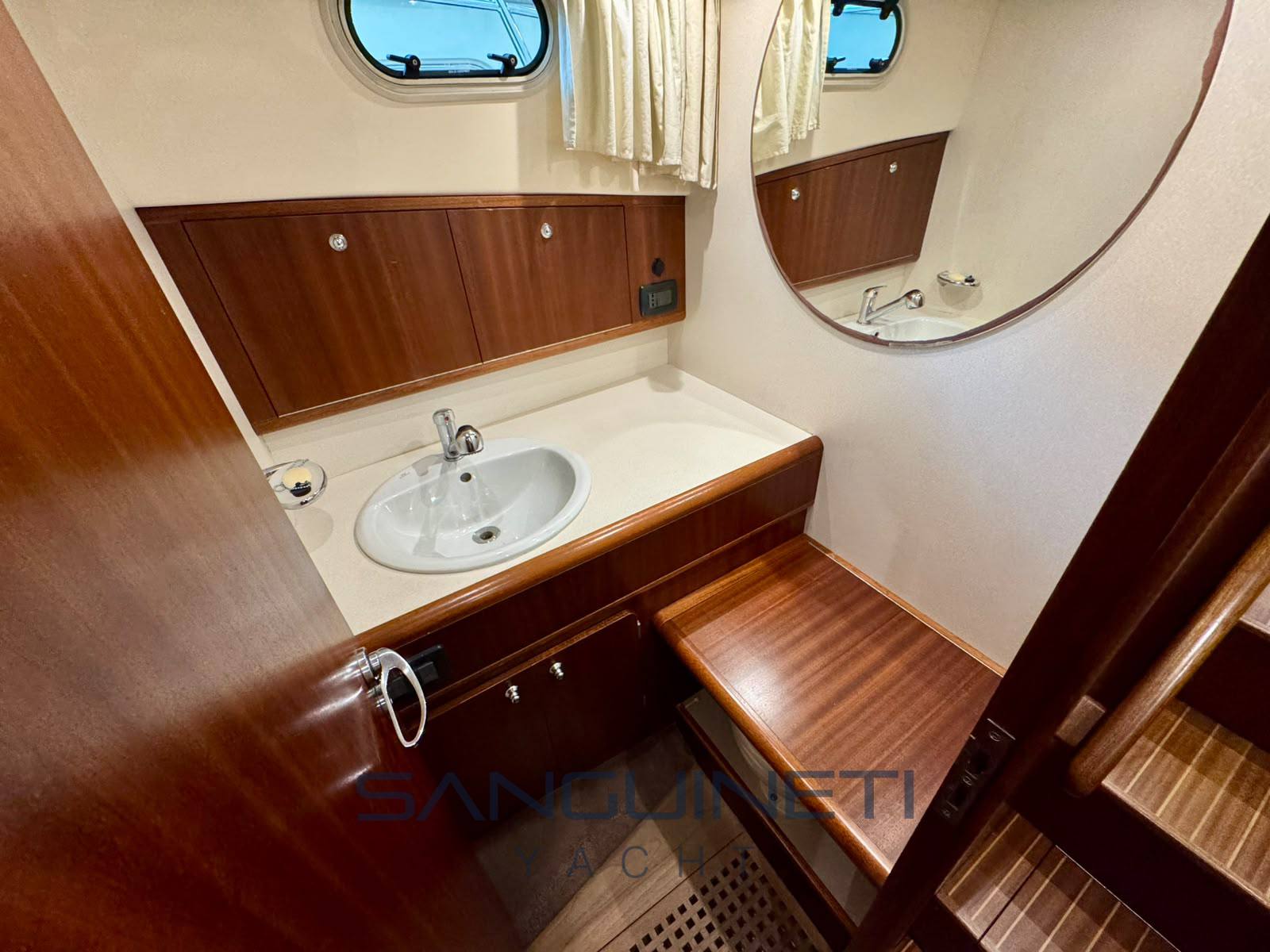 Portofino 10 fly