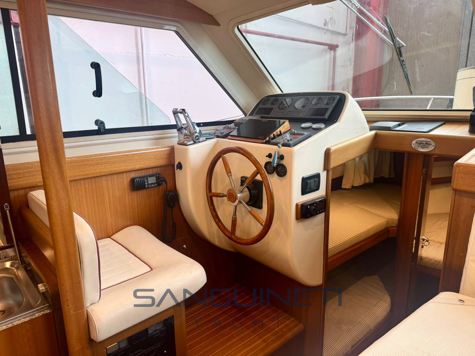 Portofino 10 fly