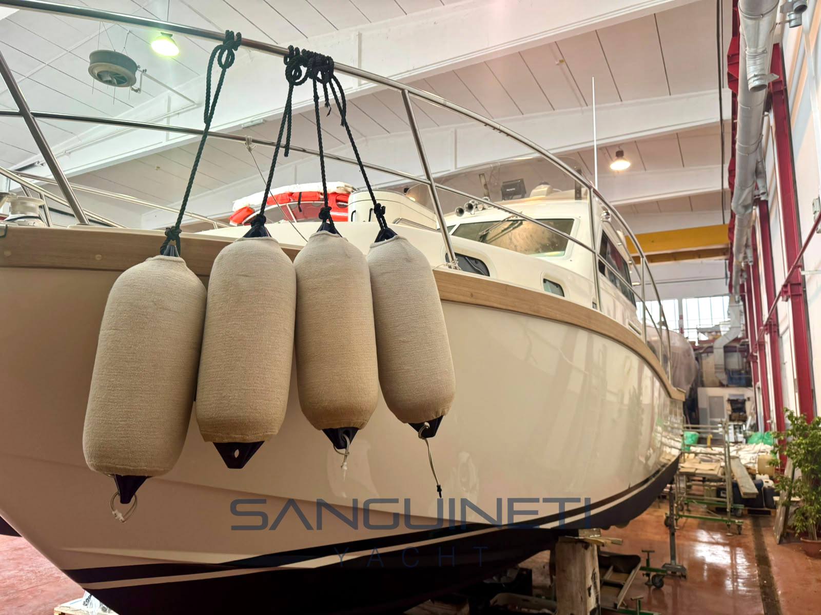 Portofino 10 fly