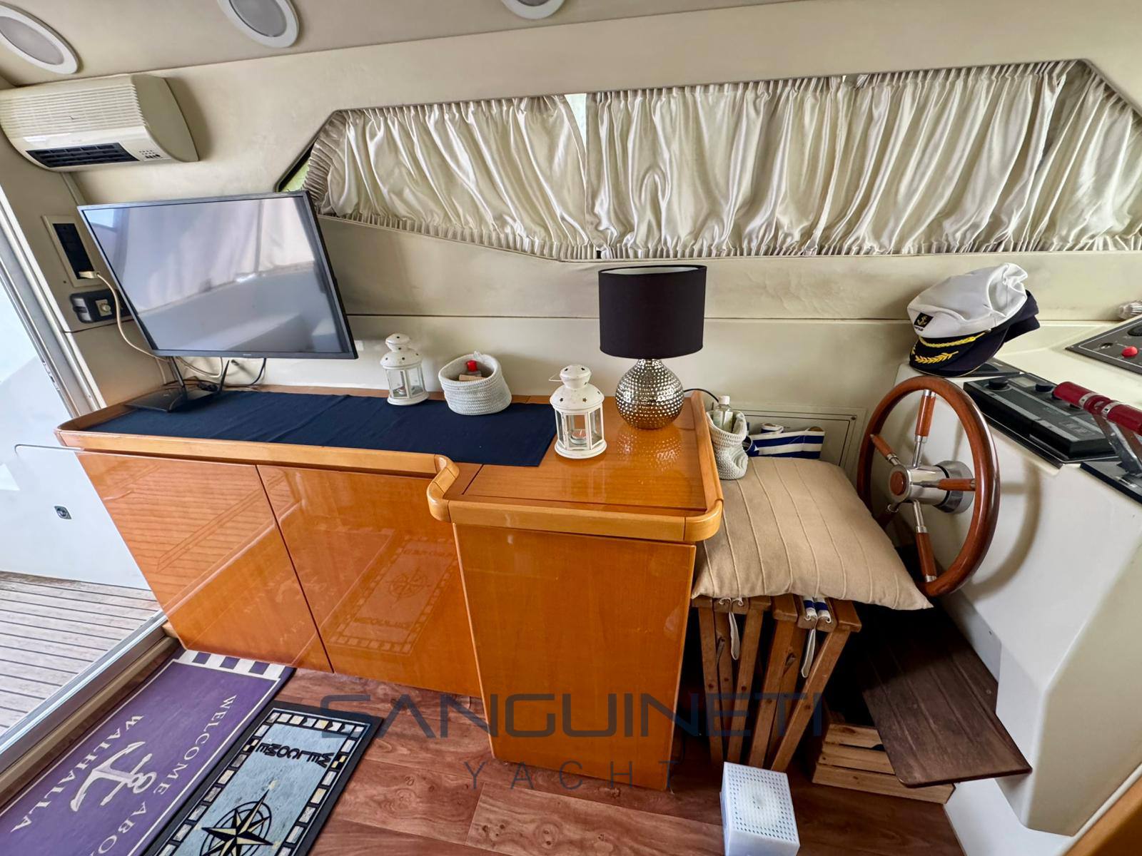 Raffaelli Typhoon 38