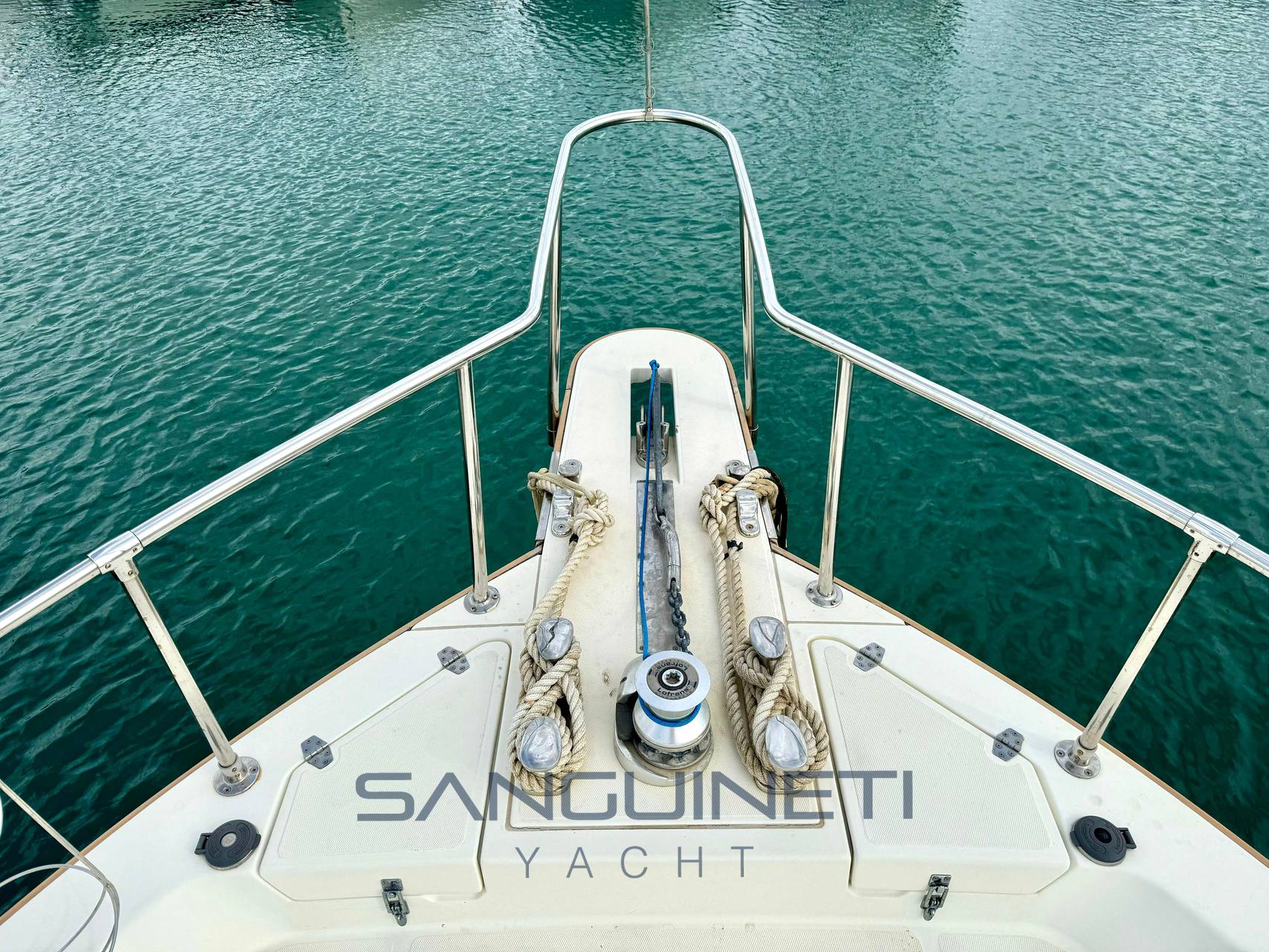 Sciallino 34 fly Exterior: detail