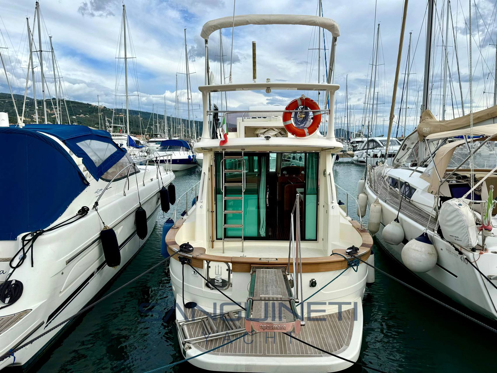 Sciallino 34 fly Exterior