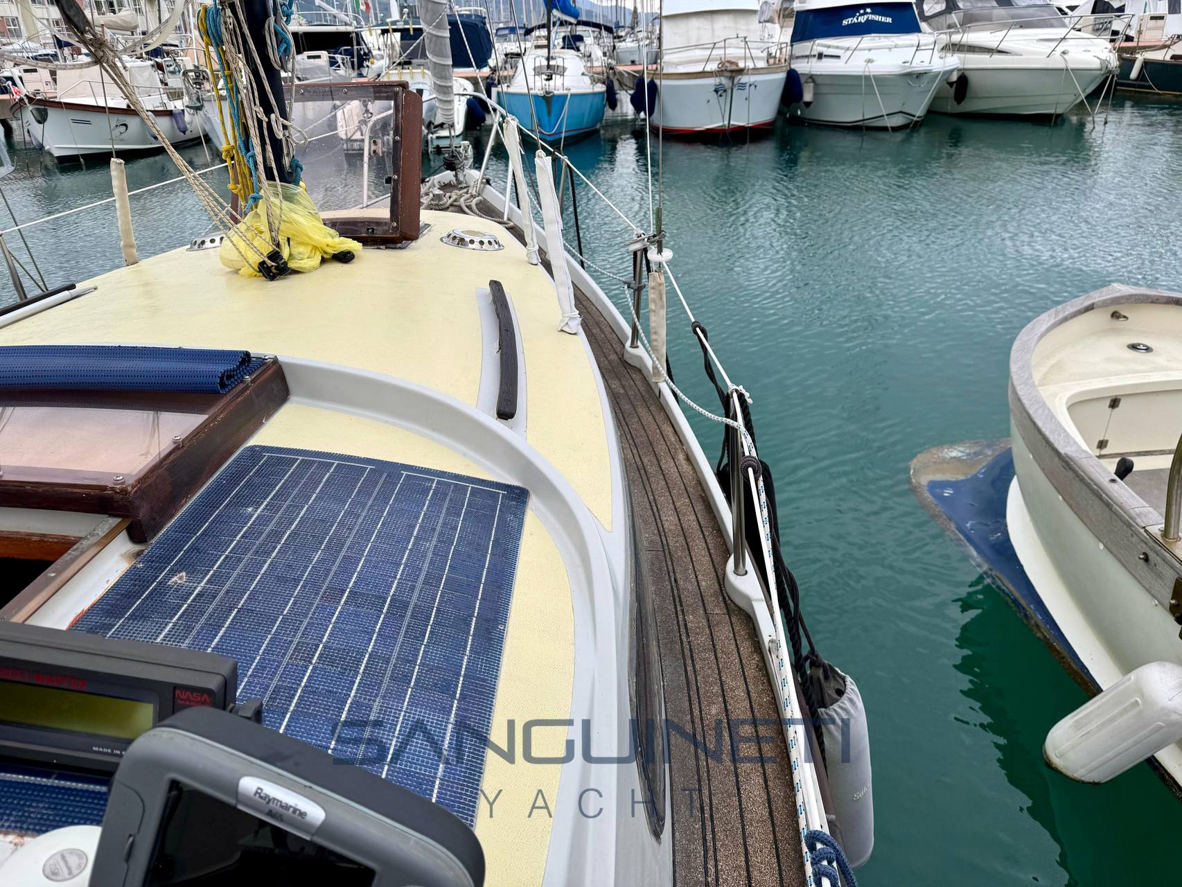 Langstone marine Mystere Exterior