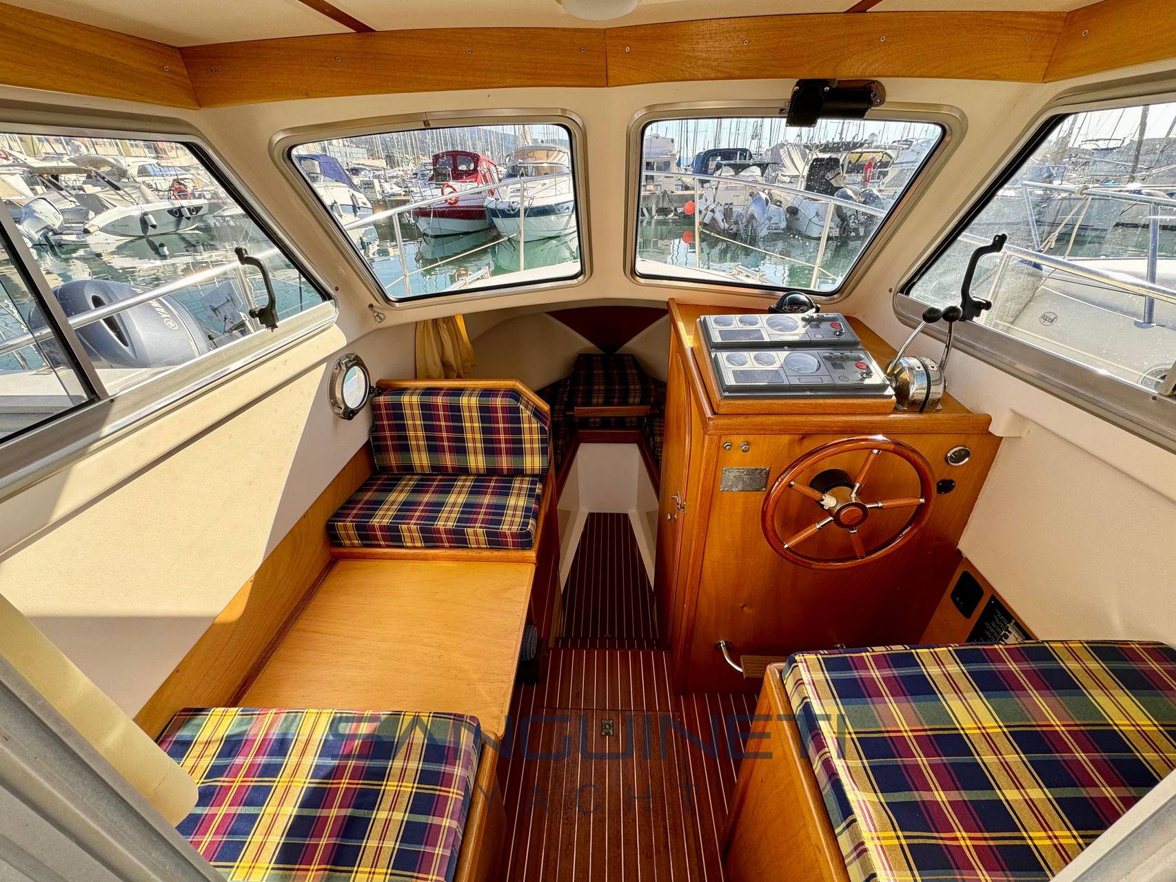 Sciallino 23 cabinato Gozzo cabin cruiser