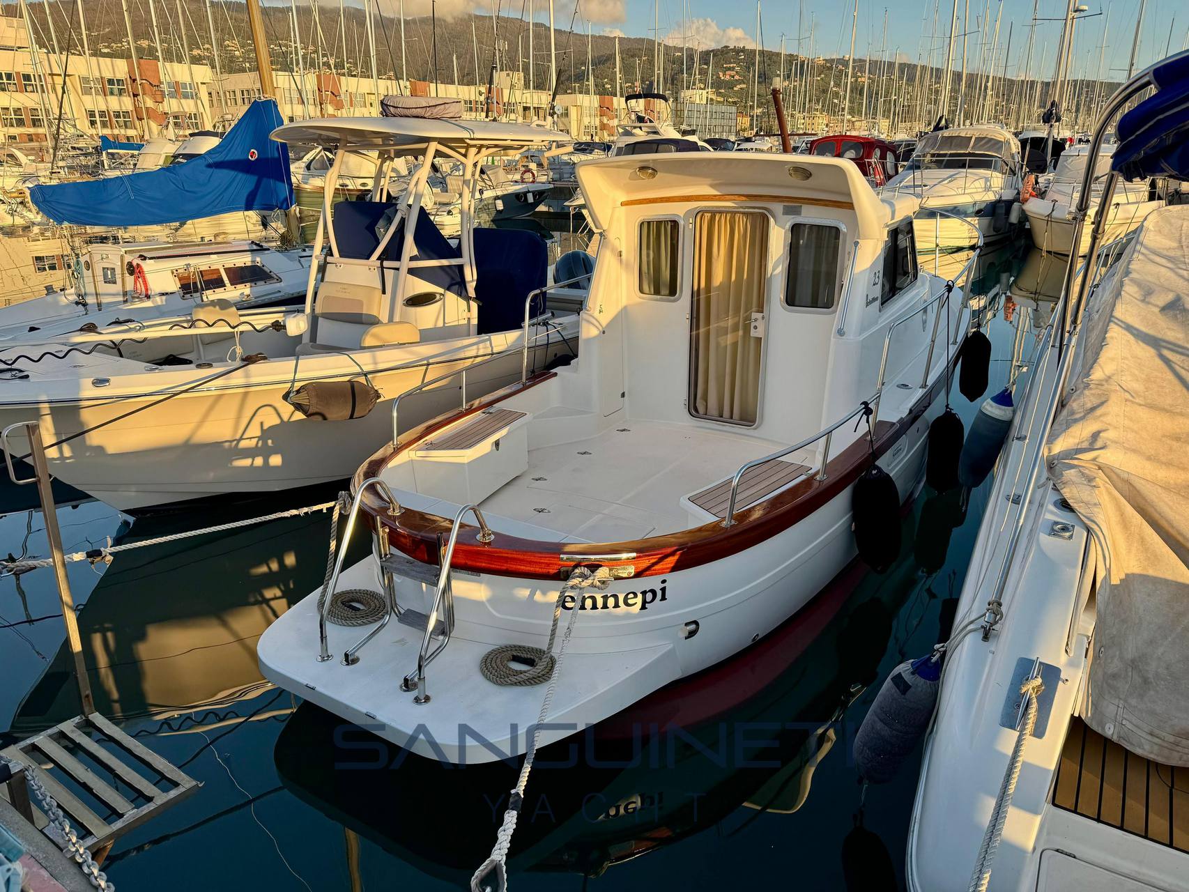 Sciallino 23 cabinato Barco de motor usado para venta