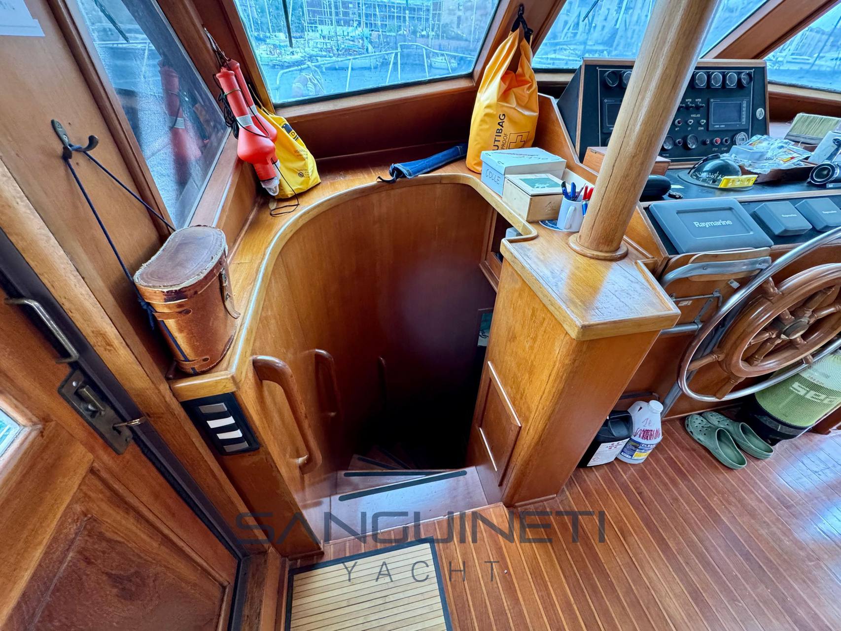 King yacht Sea ranger 61 