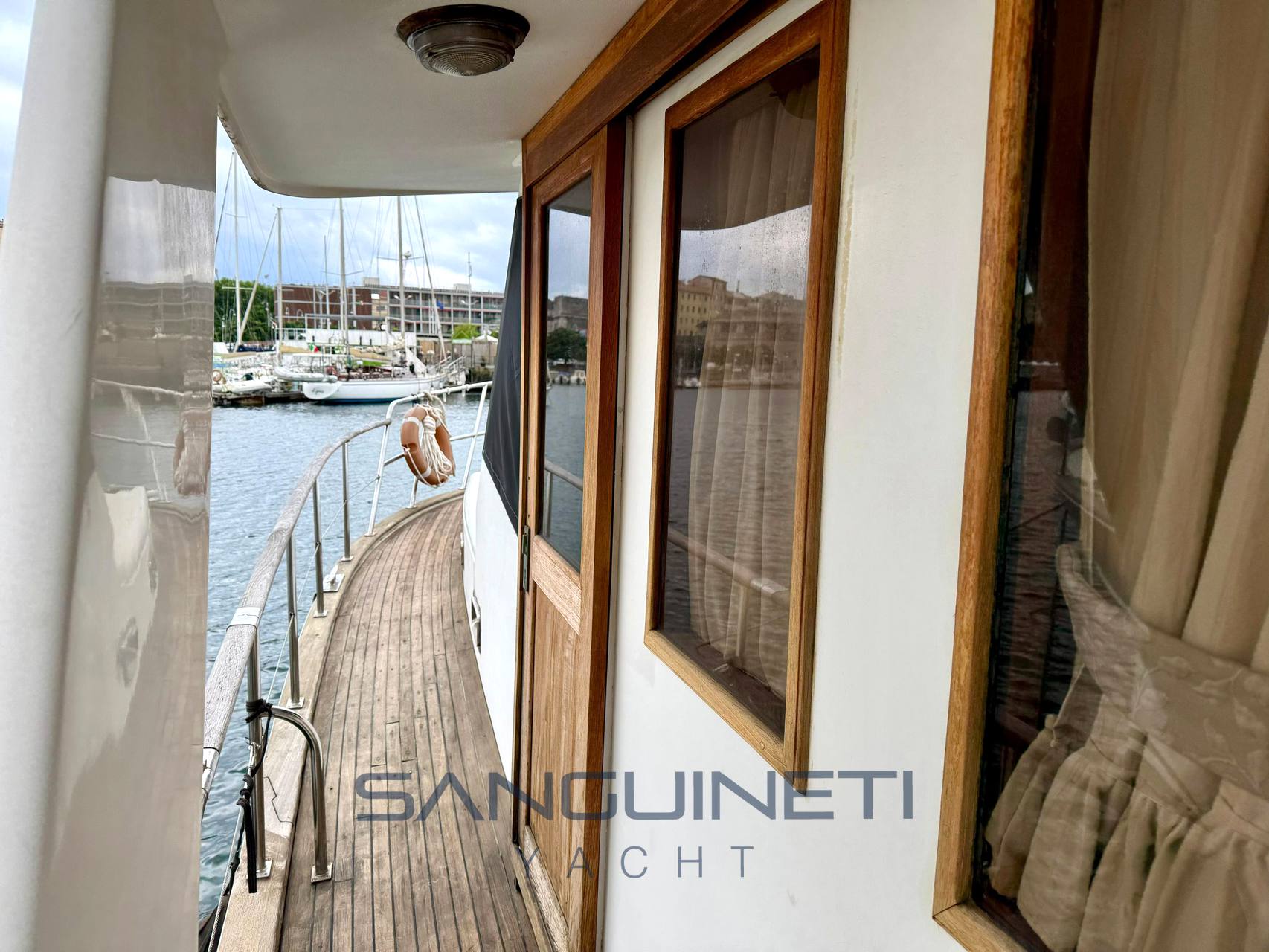 King yacht Sea ranger 61 Trawler