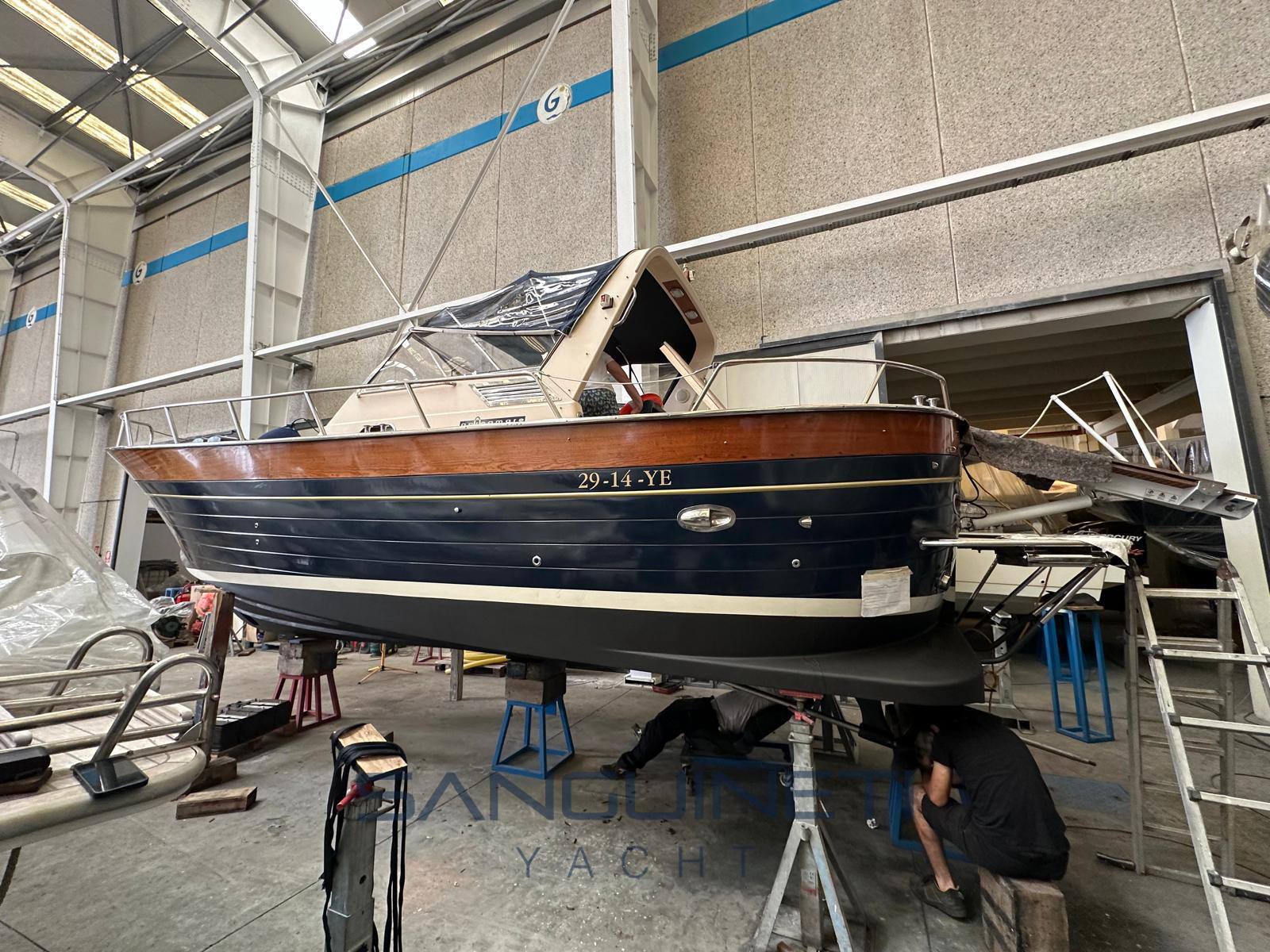 Apreamare Smeraldo 9 barca a motore