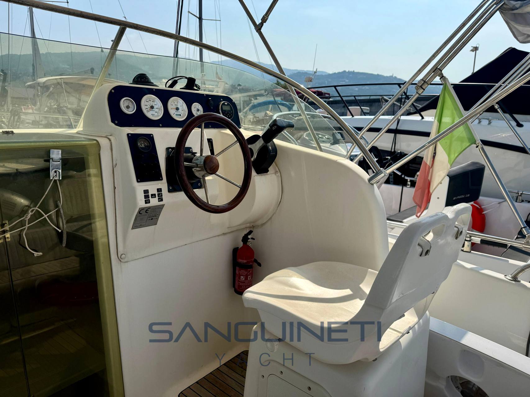 Compositi costruzioni navali Seabird 655 Day cruiser