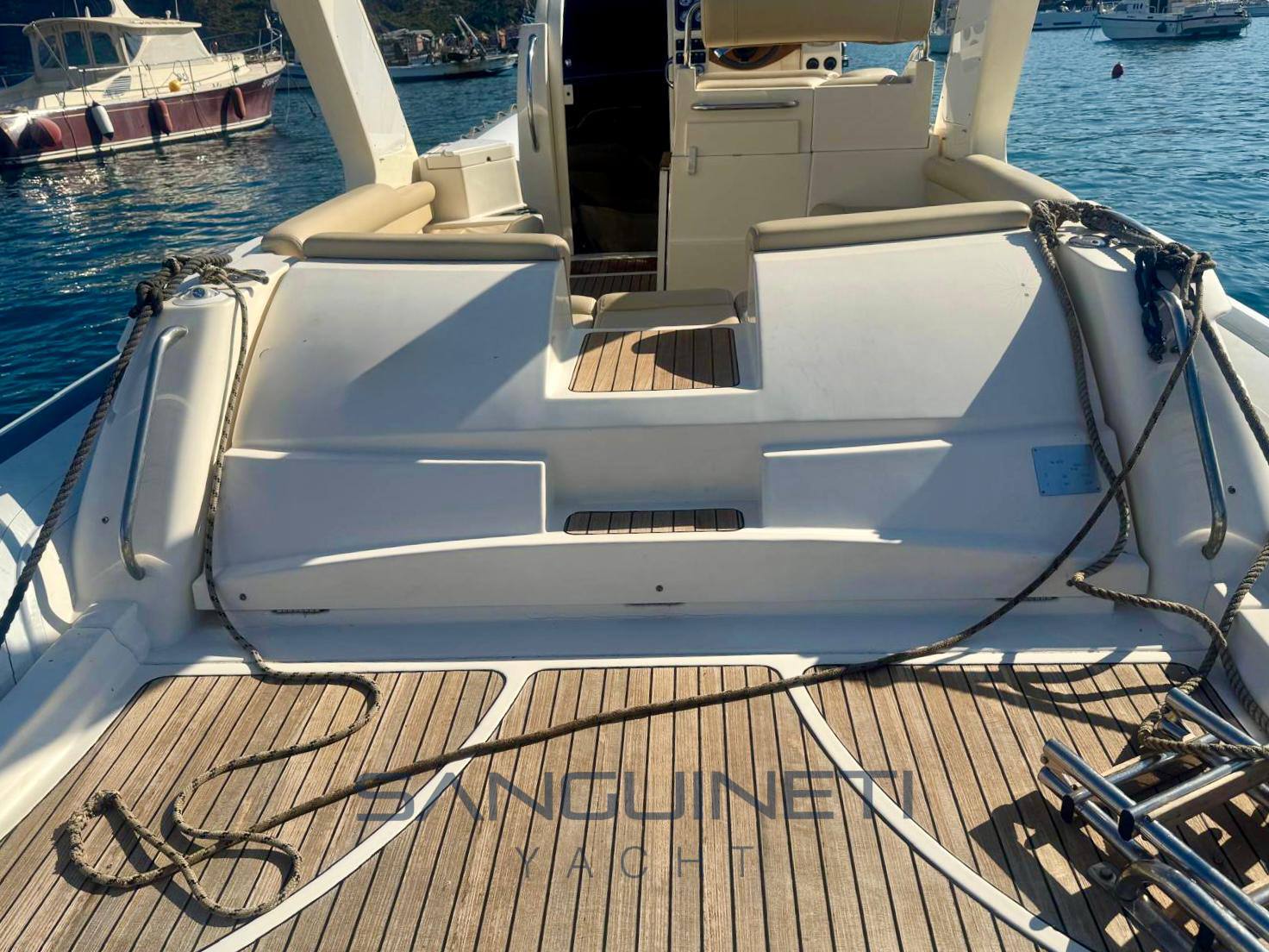 Bwa 34 Gommone