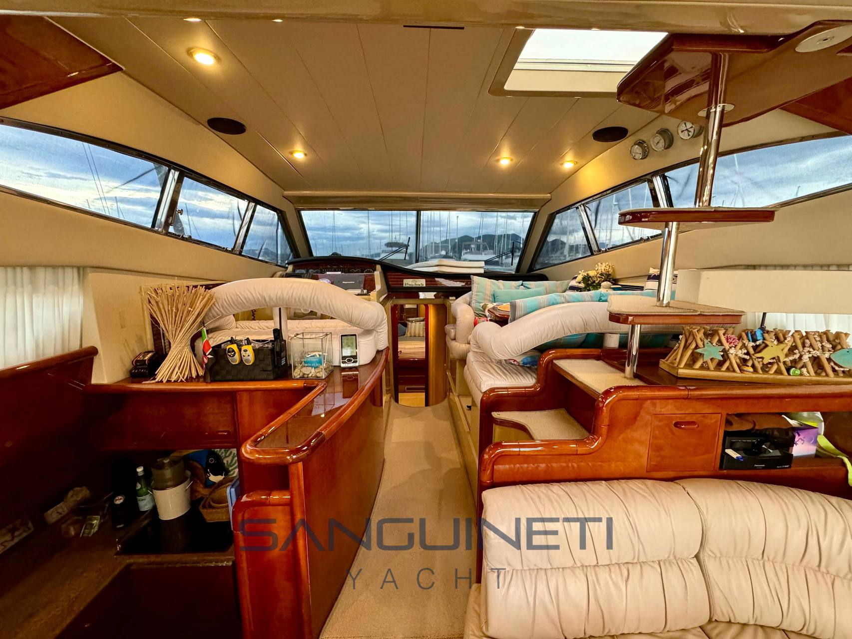 Ferretti 53 Barca a motore usata in vendita
