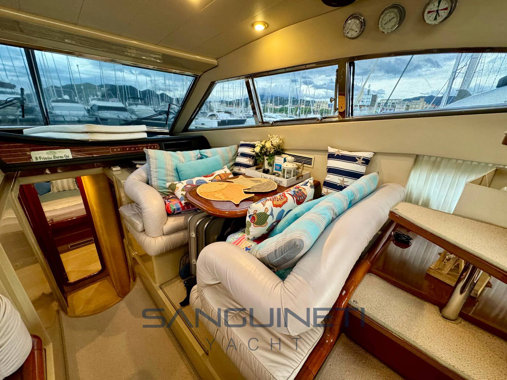 Ferretti 53 Flybridge usato