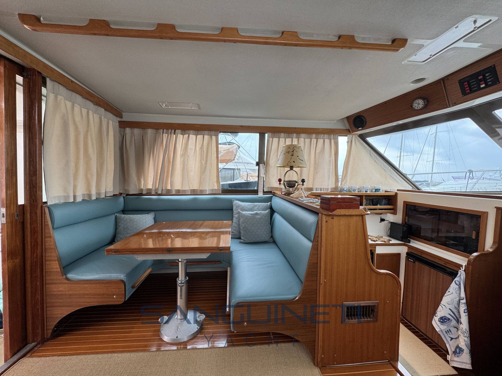 Riviera 35 1989