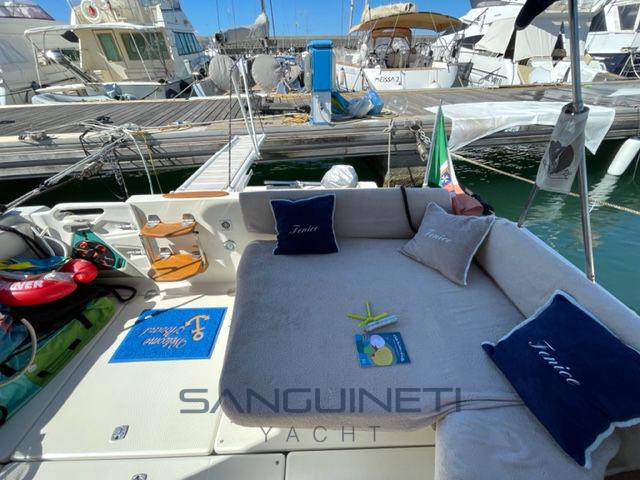 Cranchi Zaffiro 32 قارب بمحرك مستعملة للبيع