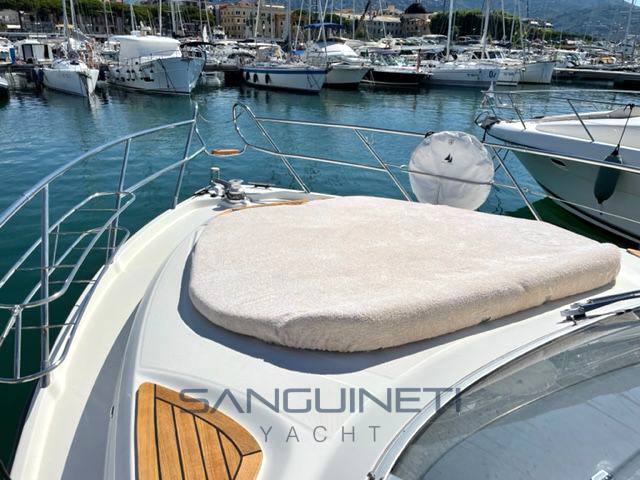 Cranchi Zaffiro 32 قارب بمحرك مستعملة للبيع