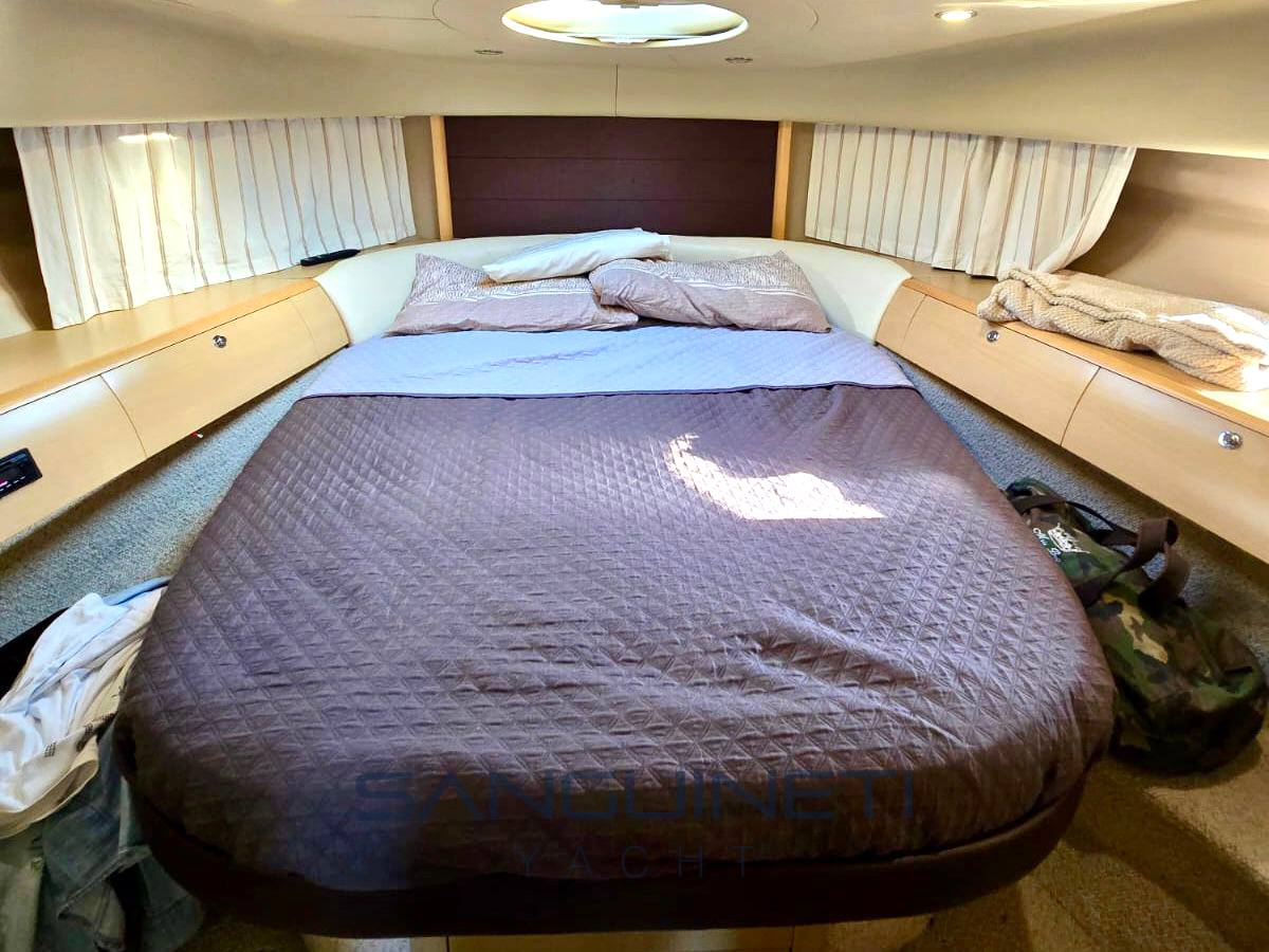 Princess V 48 Hard top used