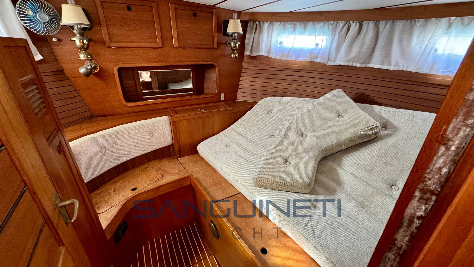 Syltala Nauticat 33 Моторная лодка используется для продажи