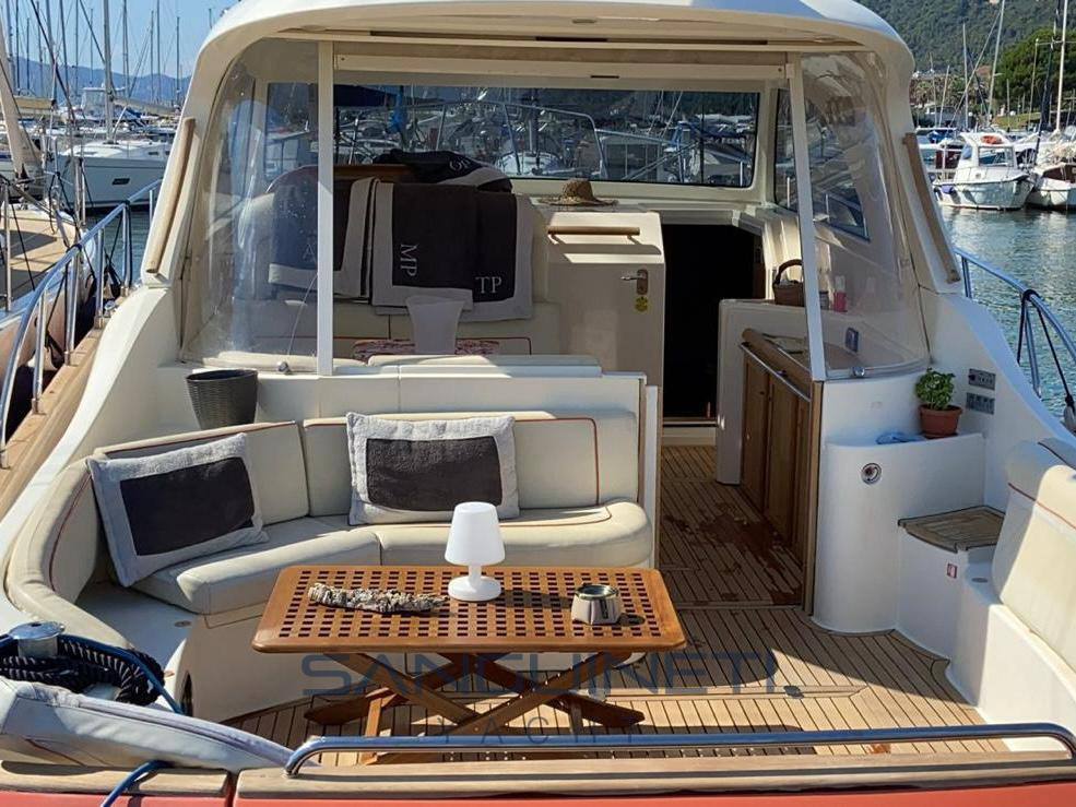 Mochi craft Dolphin 44 Barca a motore usata in vendita
