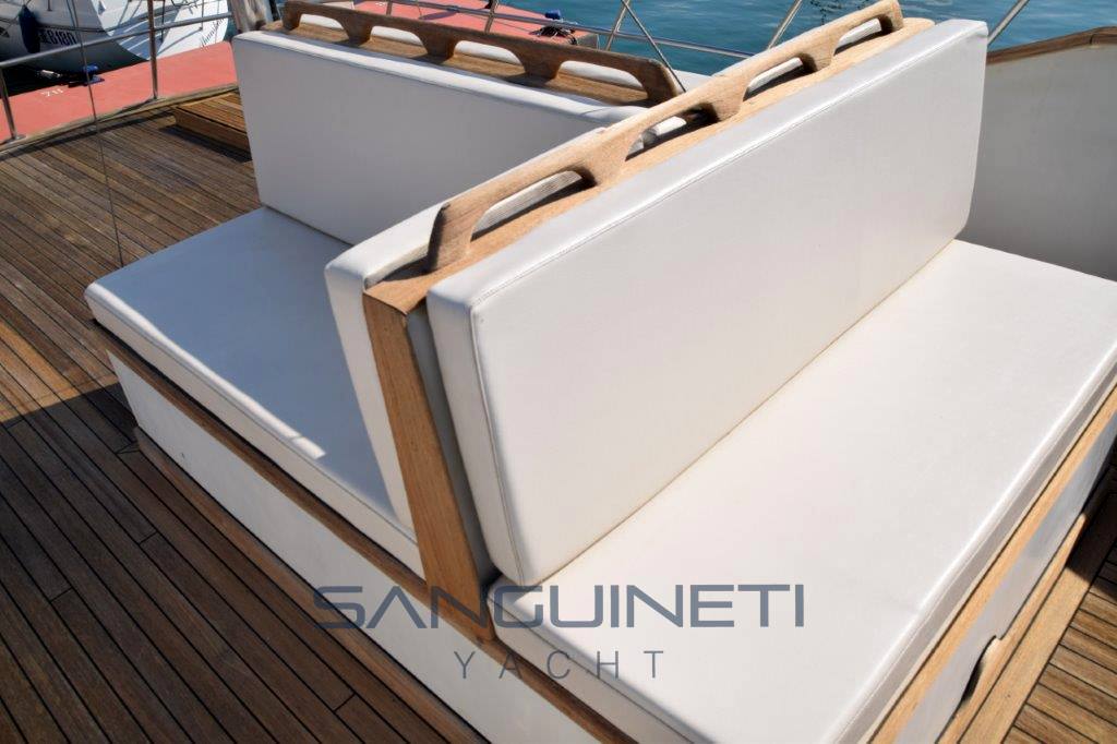 Hershine 37 barco de motor