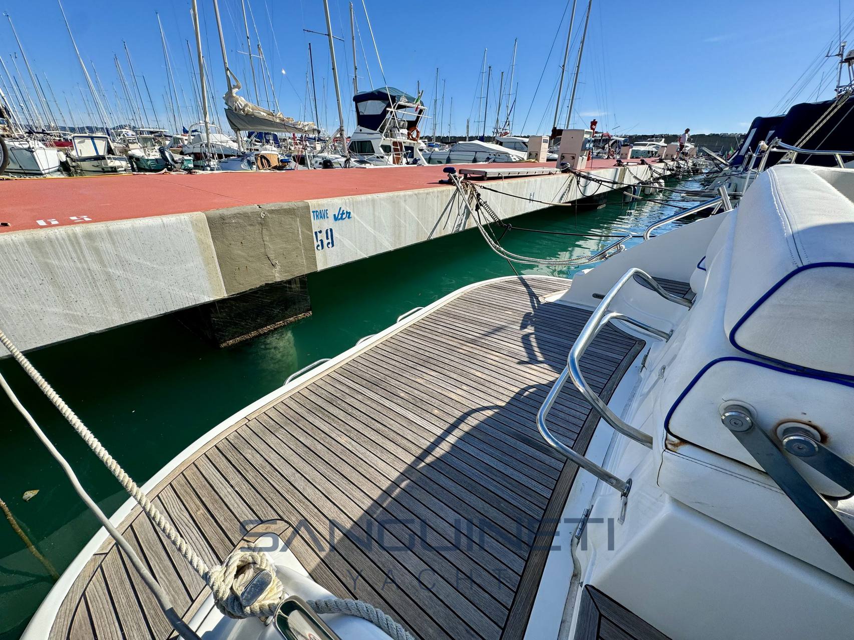 Bavaria 32 hardtop ht Motorboot gebraucht zum Verkauf
