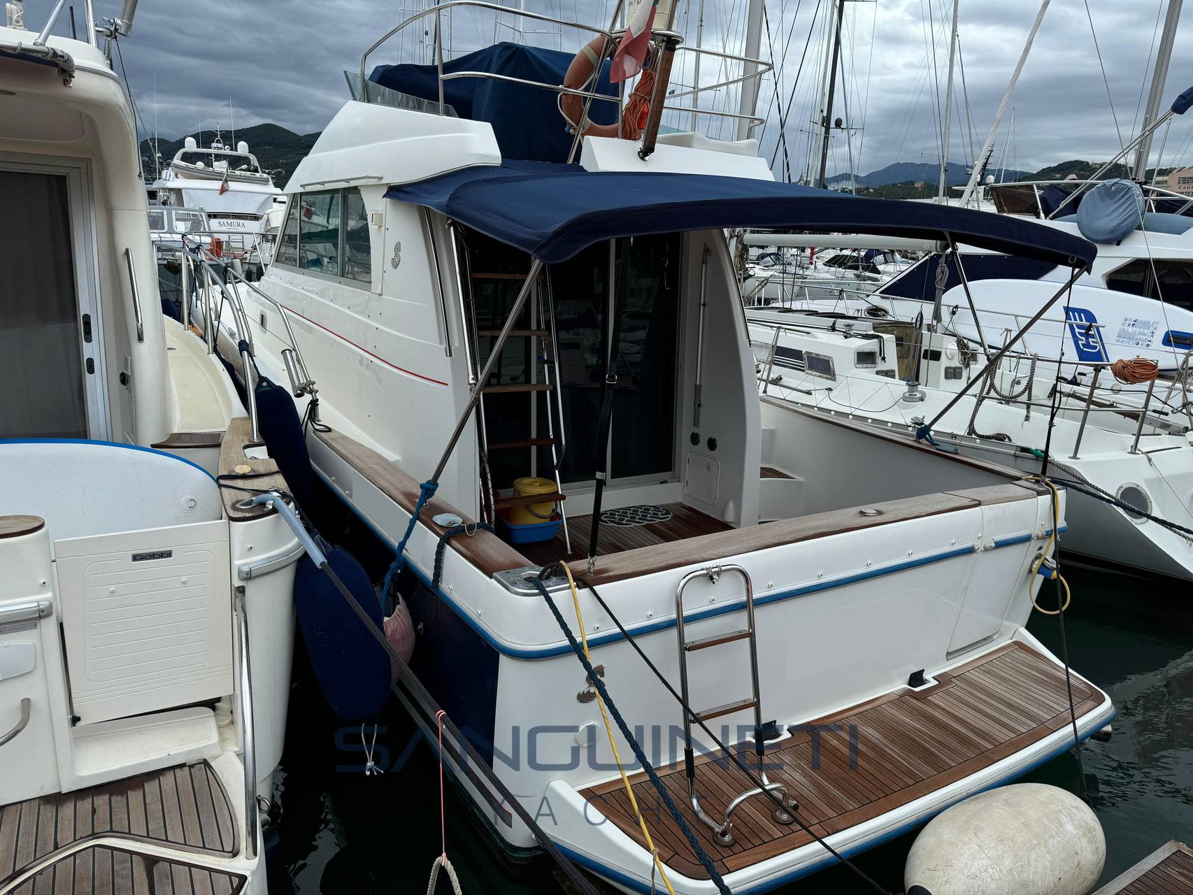 Beneteau Antares 10.80 Pêche en eau salée