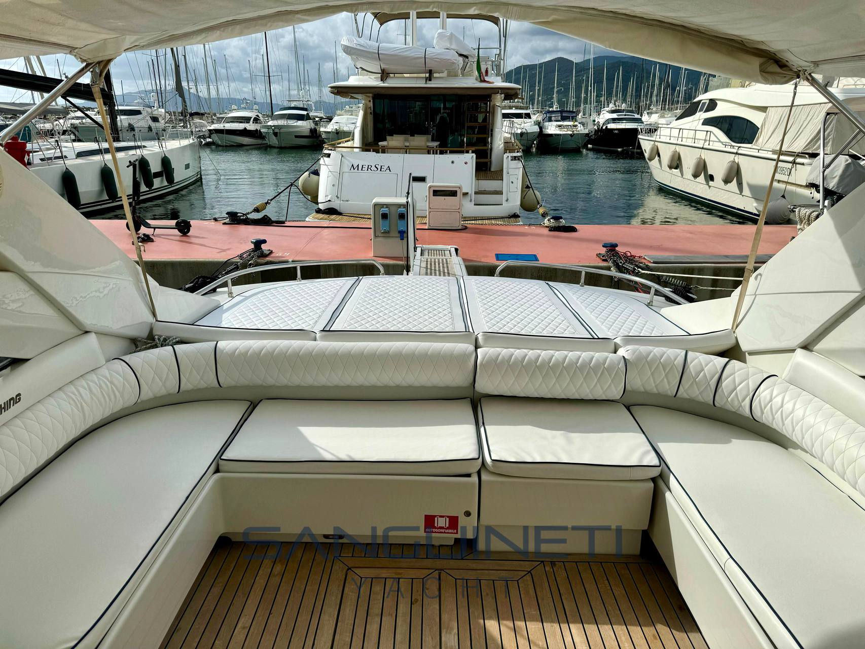 Pershing 45 barco de motor