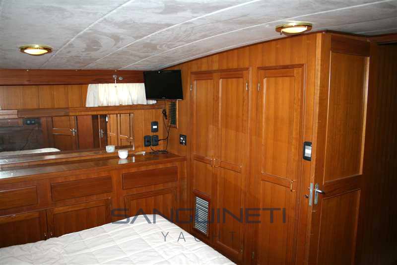 King yacht Sea ranger 61 Motor boat used for sale