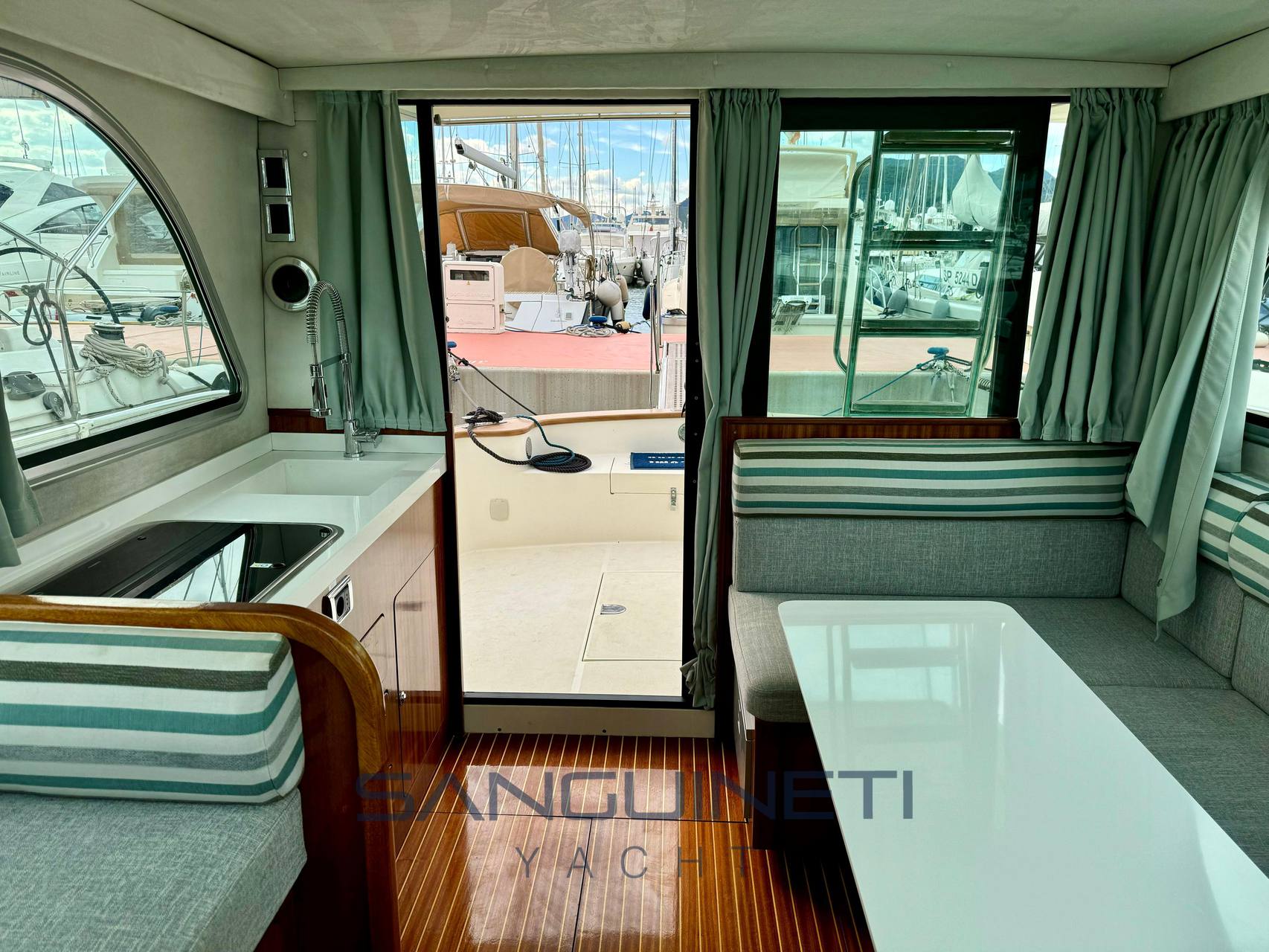 Sciallino 34 fly Gozzo cabin cruiser occasion