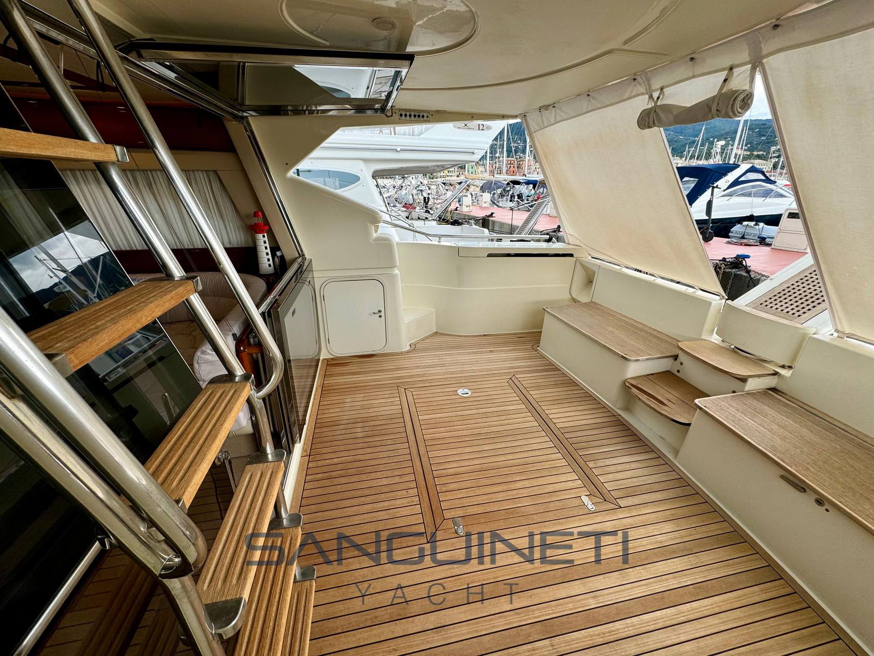 Ferretti 53 usato