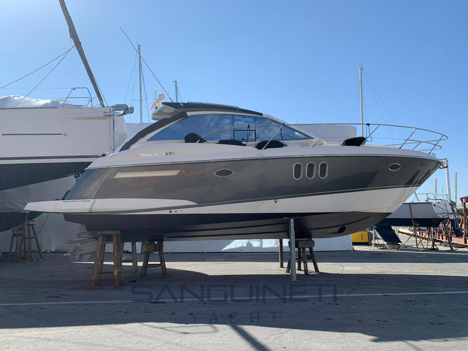 Absolute 40 bateau à moteur