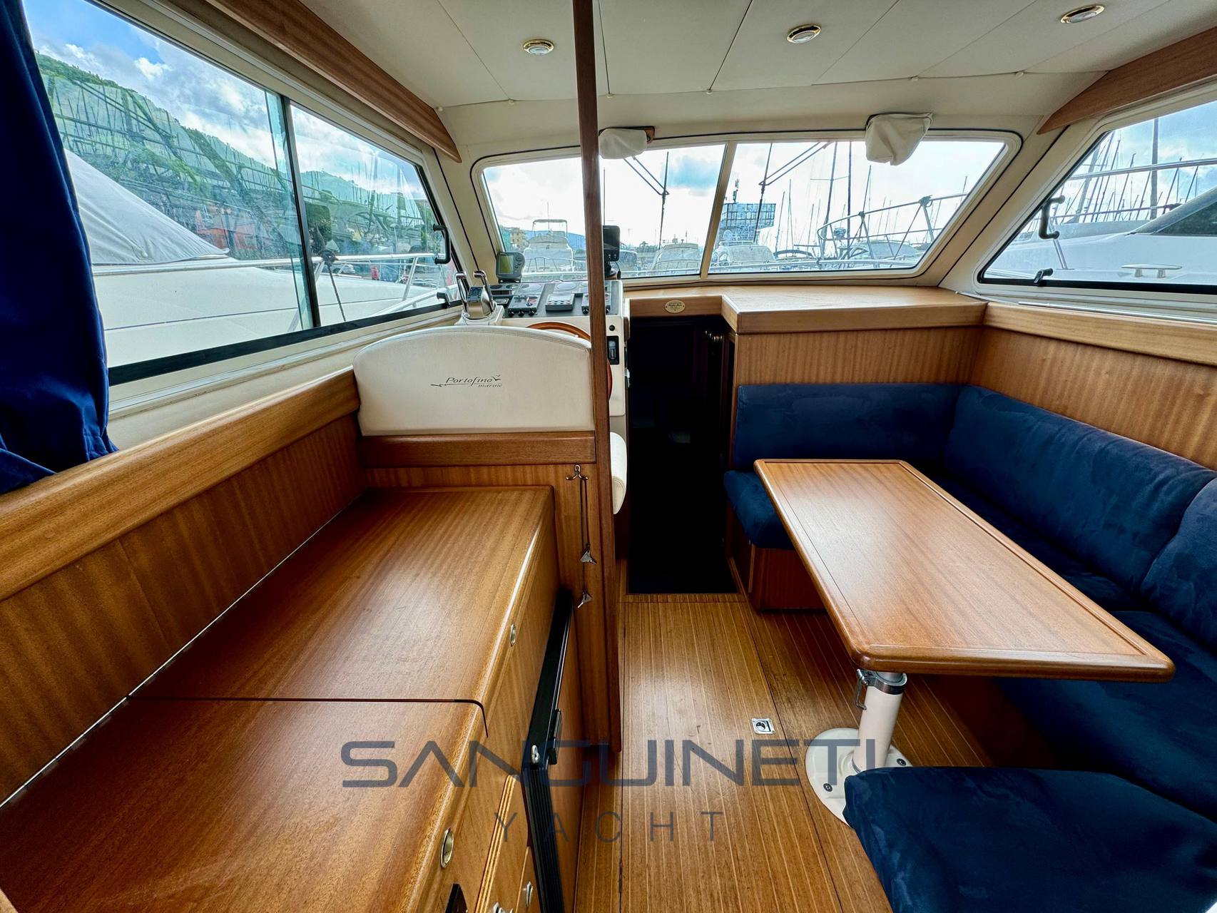 Portofino 10 fly Motor boat used for sale