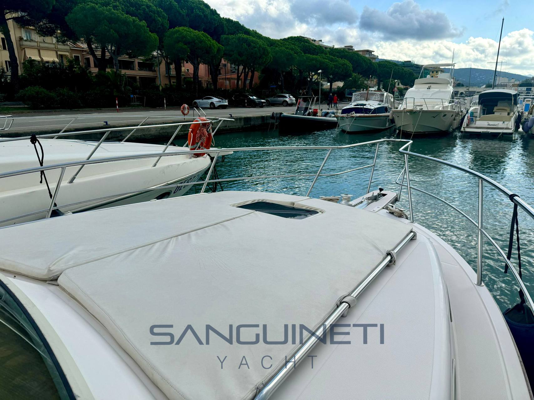 Portofino 10 fly Motor boat used for sale