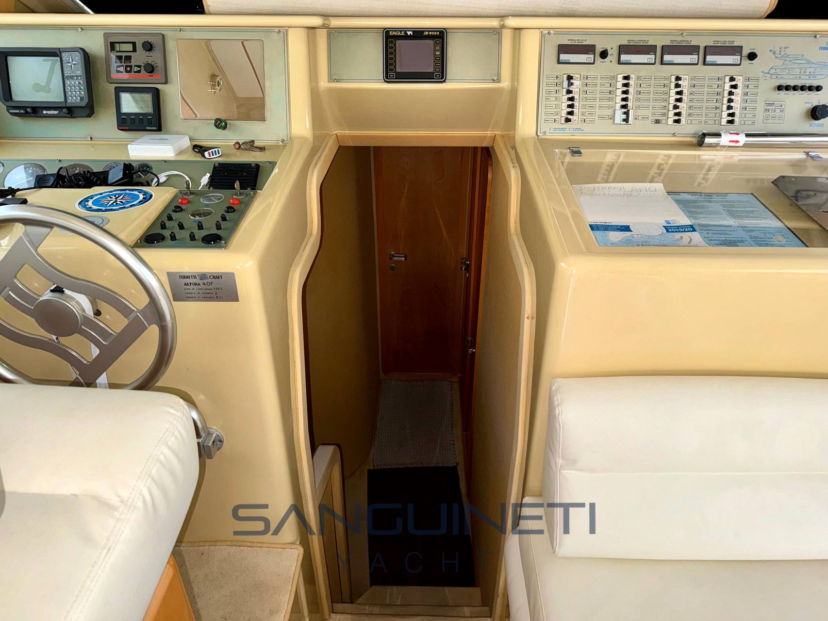 Ferretti 120 0