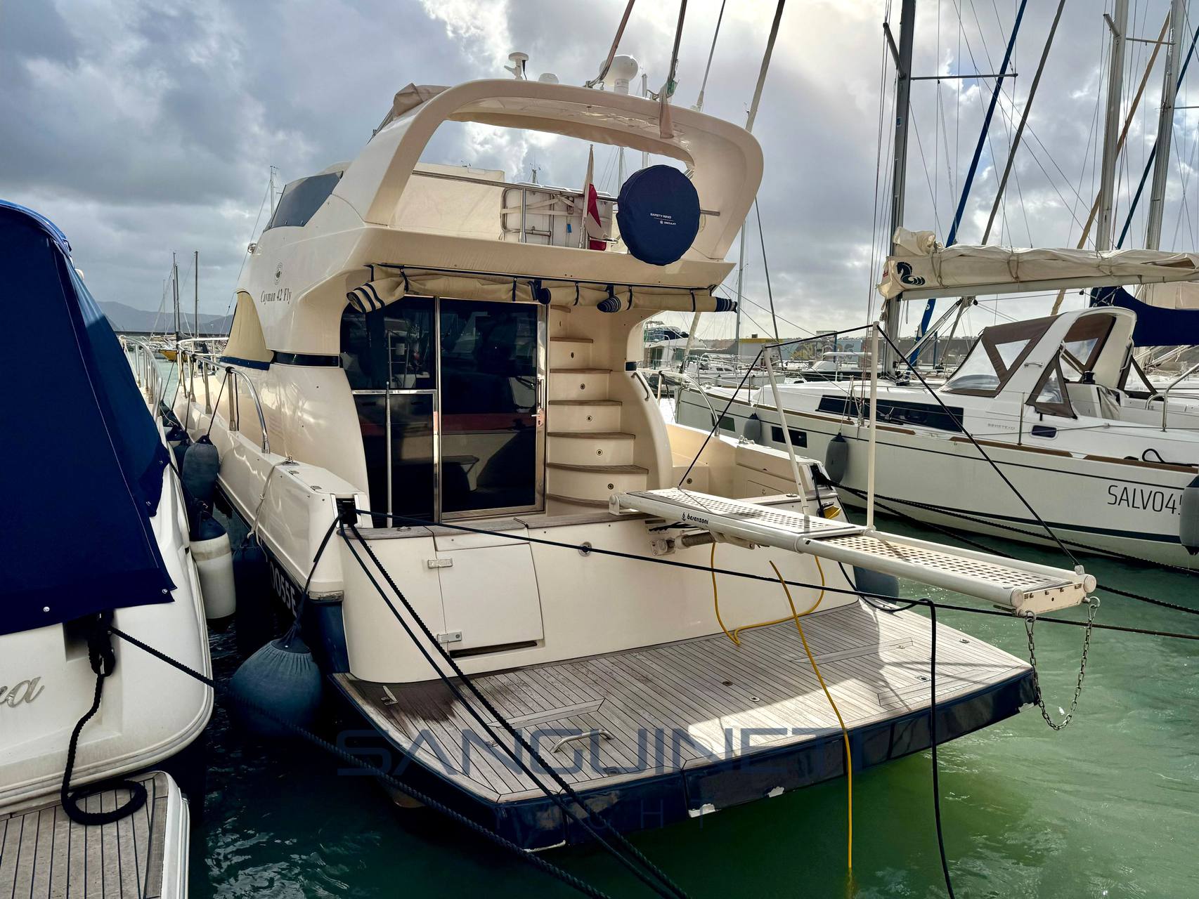 Cayman 42 fly Flybridge verwendet