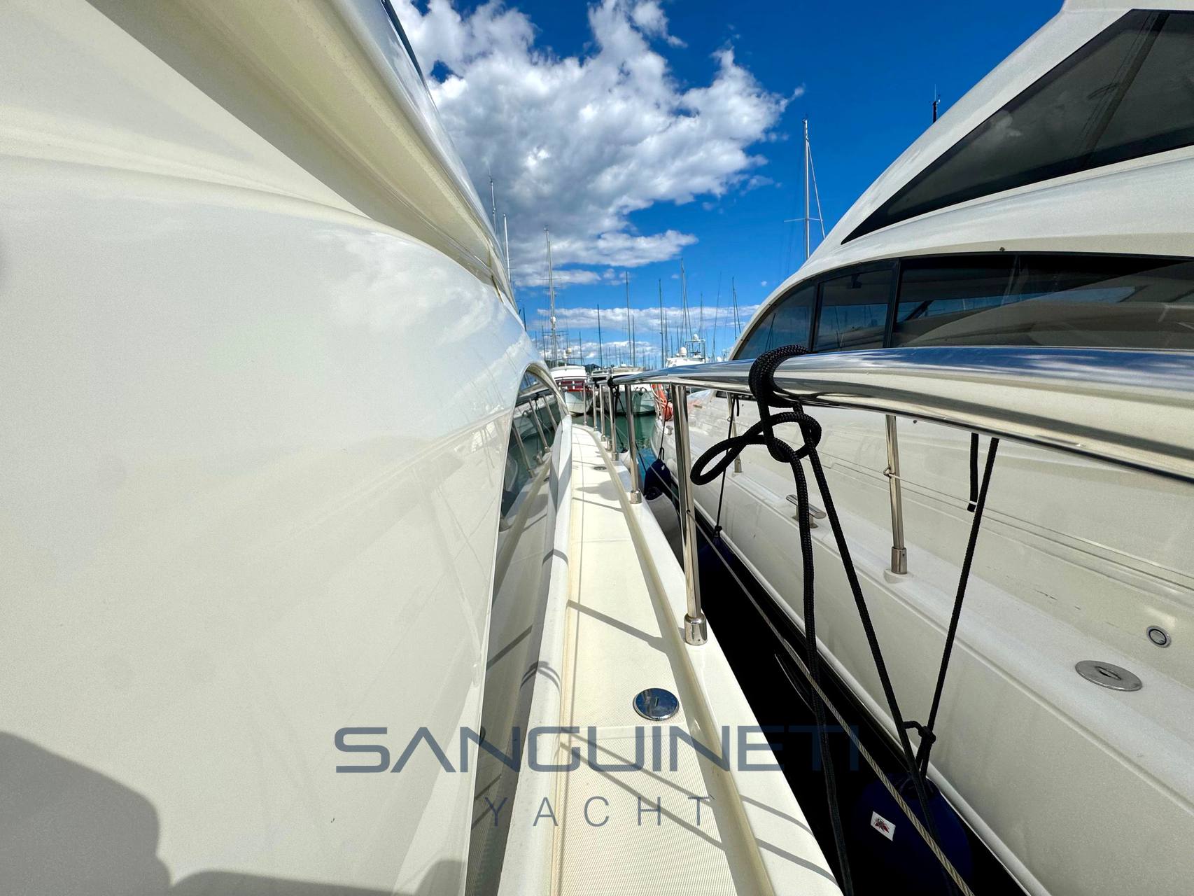 Ferretti 460 anniversary usato