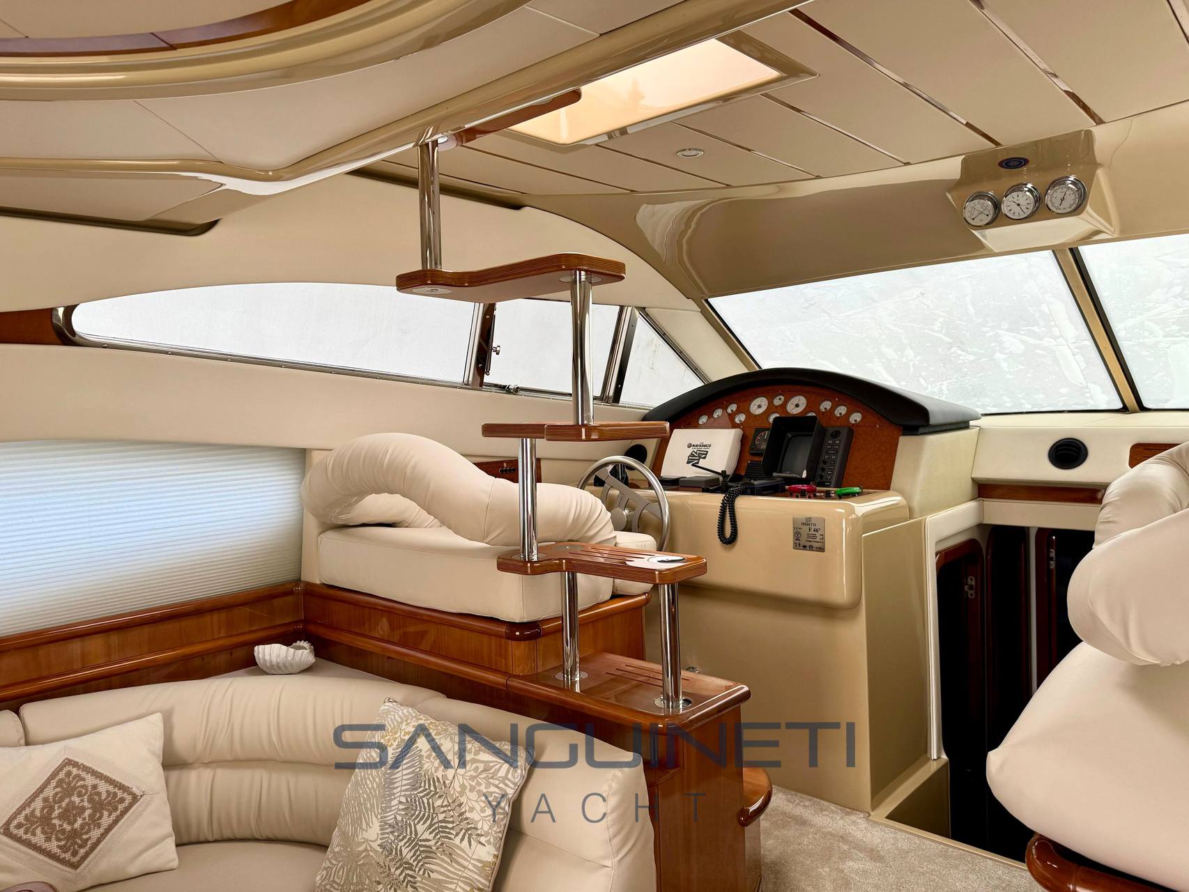 Ferretti 460 anniversary barca a motore