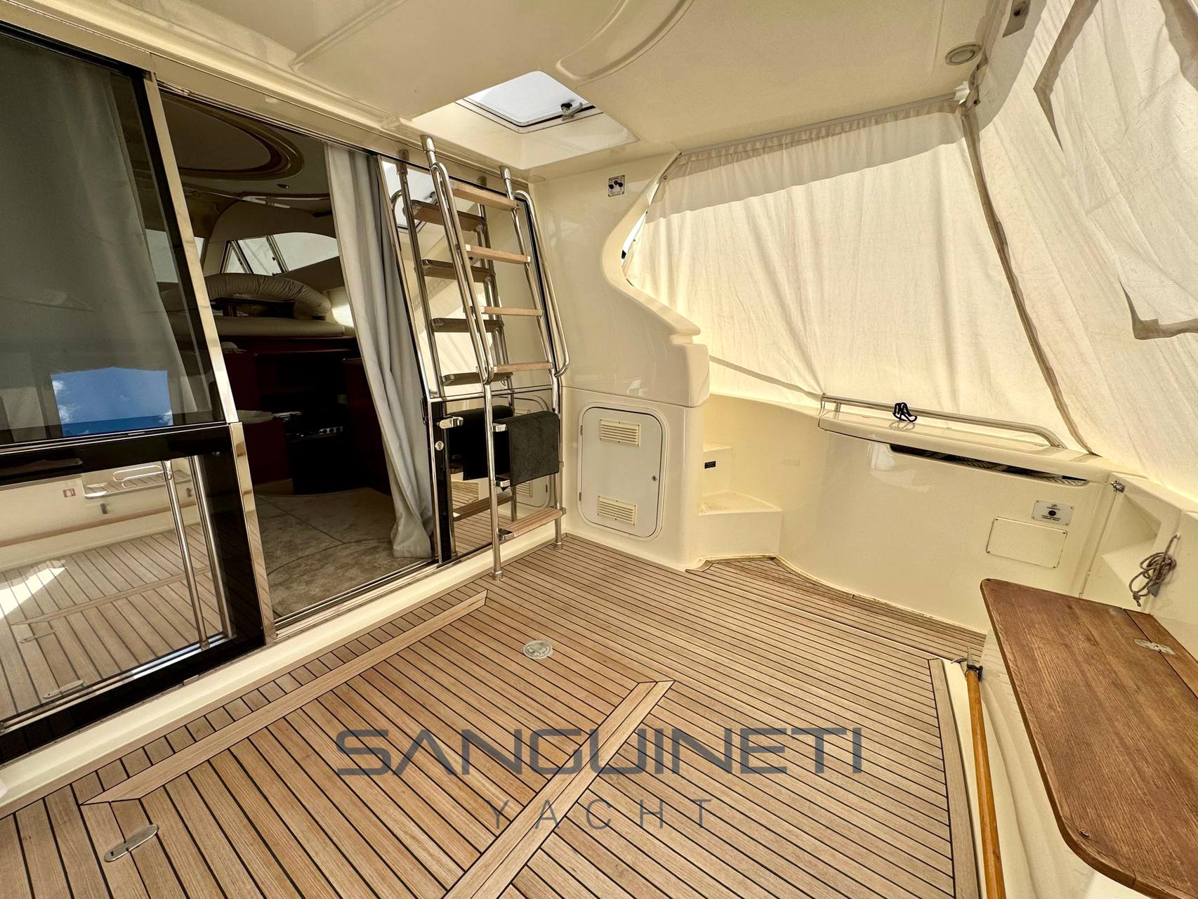 Ferretti 460 anniversary Barca a motore usata in vendita