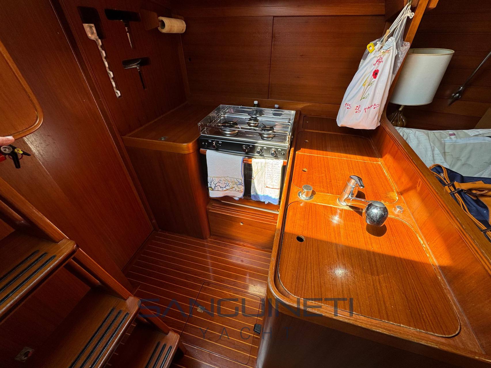 Cantiere Del Pardo Grand soleil 41 sailing boat