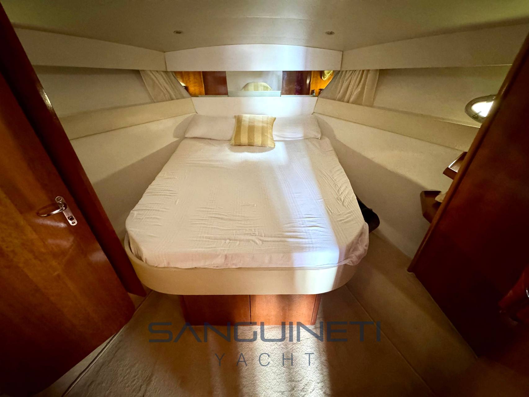 Azimut 37 fotografia