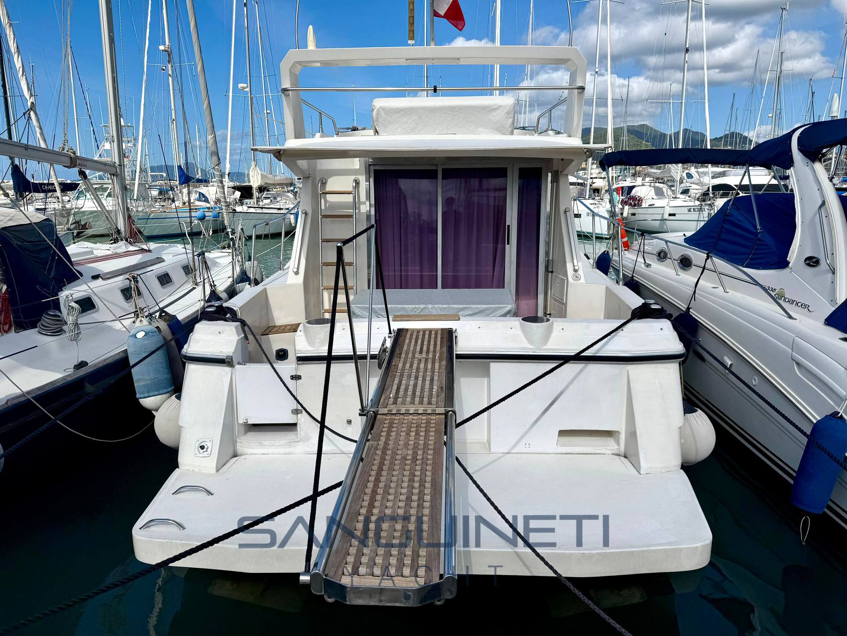 Azimut 37 barca a motore