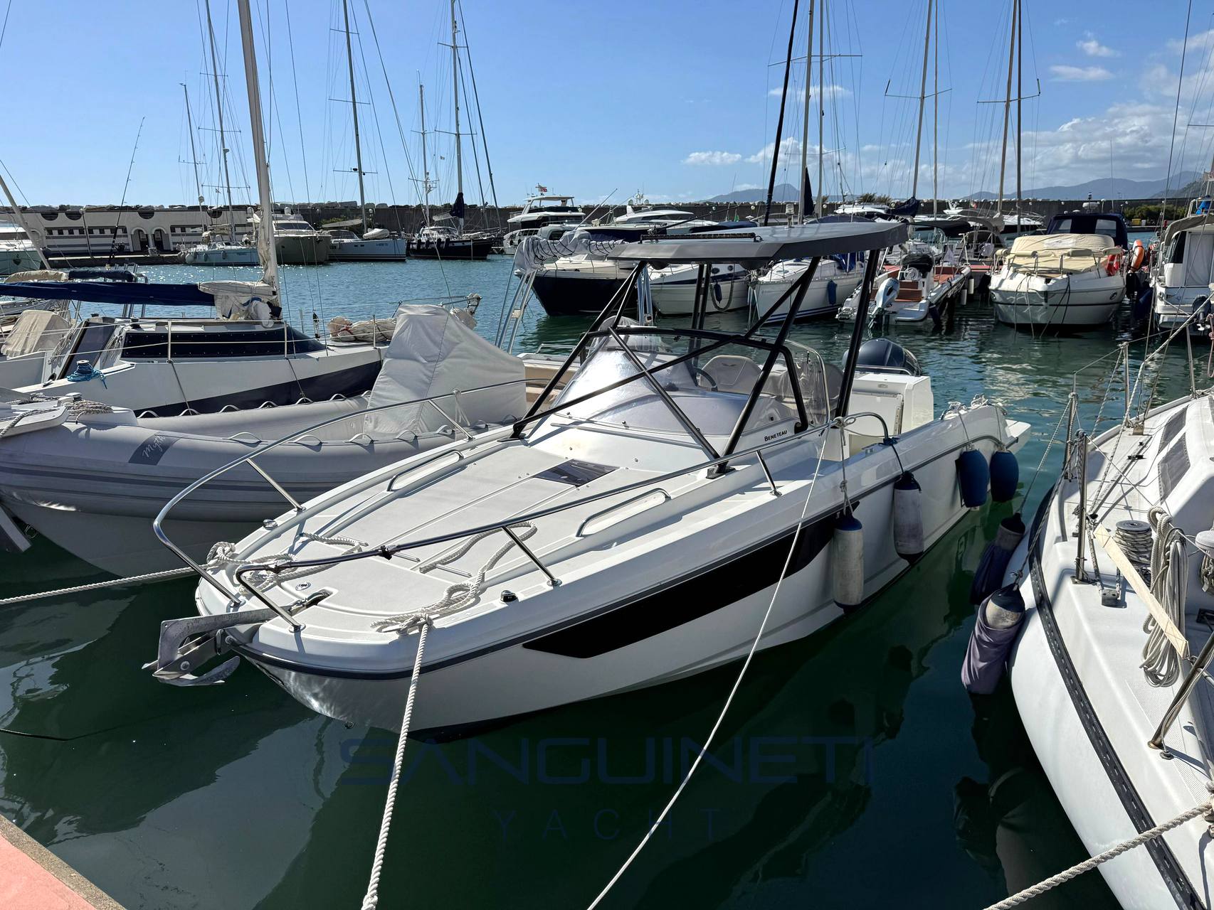 Beneteau Flyer 8 sundeck 
