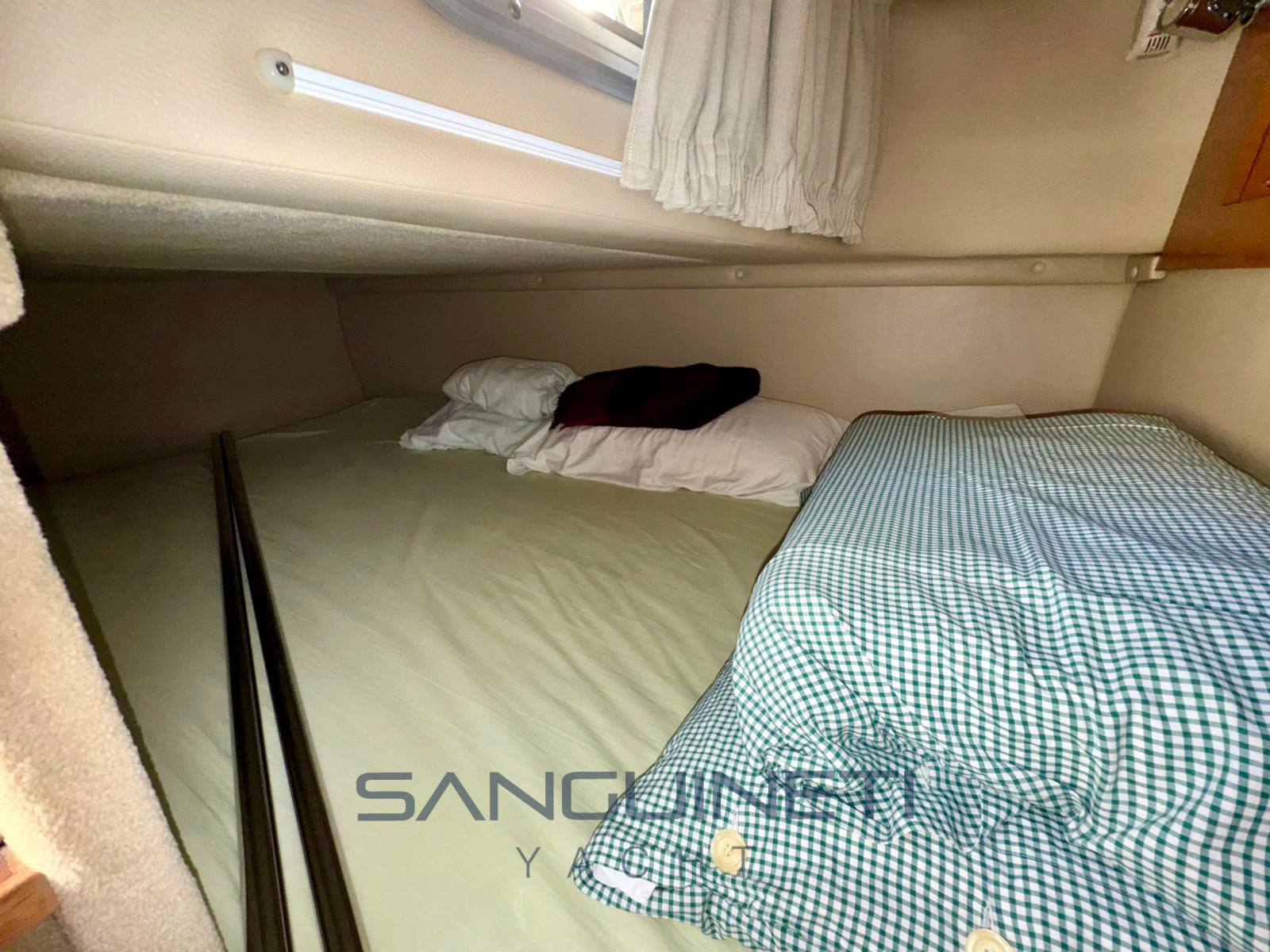 Chaparral Signature 270 