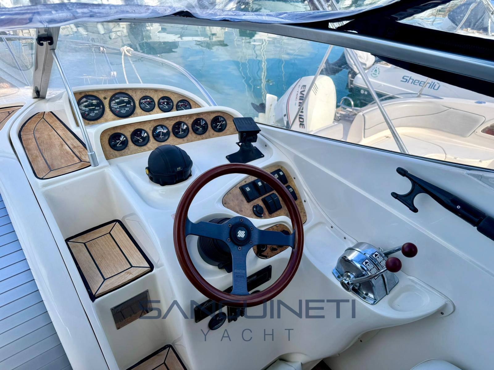 Salpa Laver 25.5 Motor boat used for sale